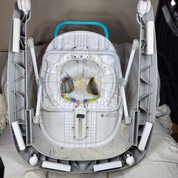 Smart Steps Dine N Play 3 in 1 Feeding Walker - Picture 9 of 15